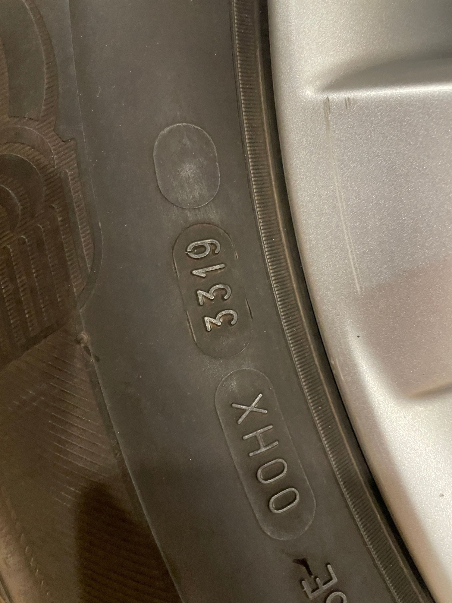 Wheels and Tires/Axles - (4) OEM 18” Wheel and Tire set for GX460 - Used - 2014 to 2023 Lexus GX460 - Commerce Township, MI 48382, United States
