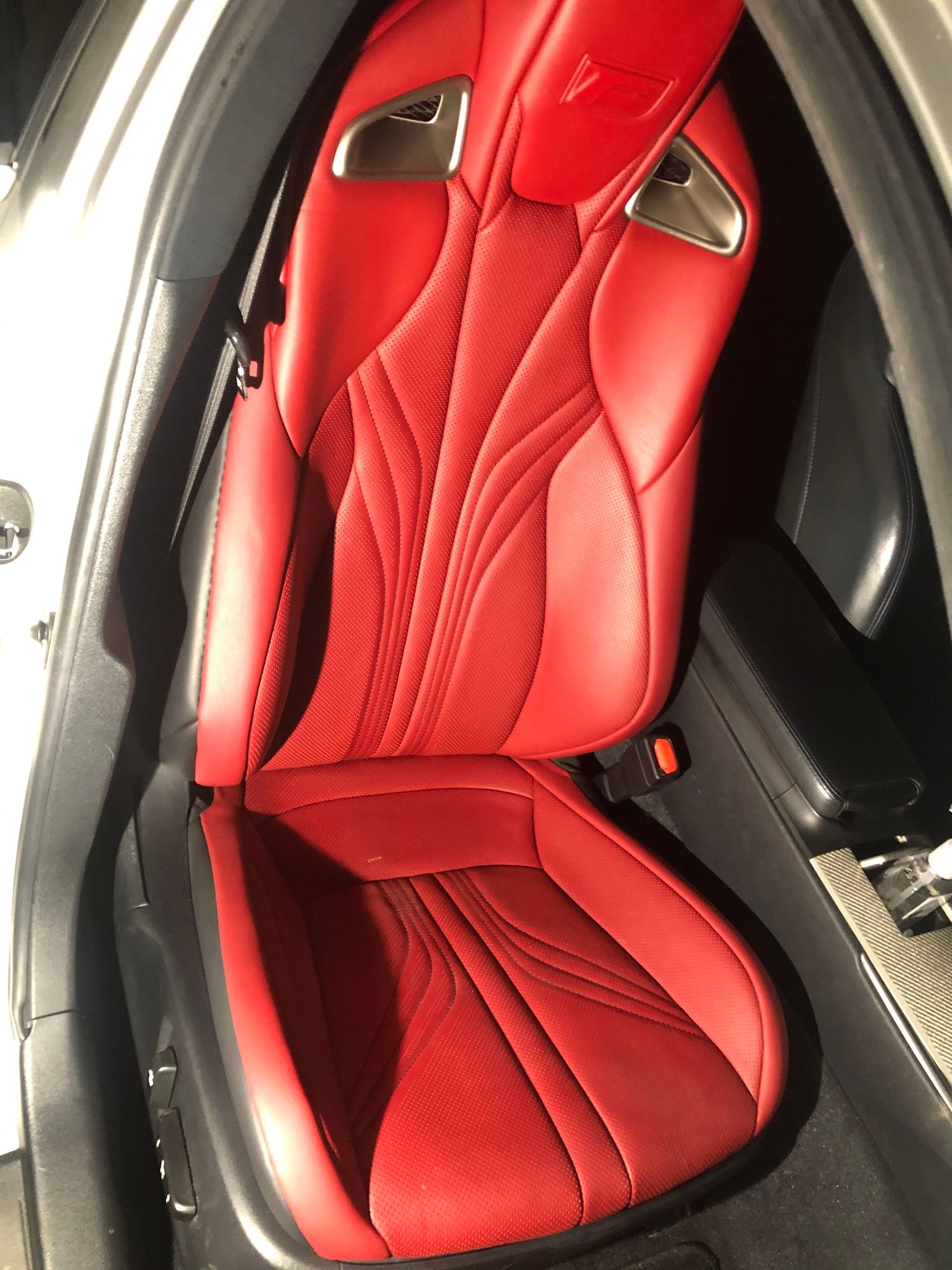 Like New RED GSF SEATS for YOUR 08-14 ISF 3400 miles - ClubLexus 