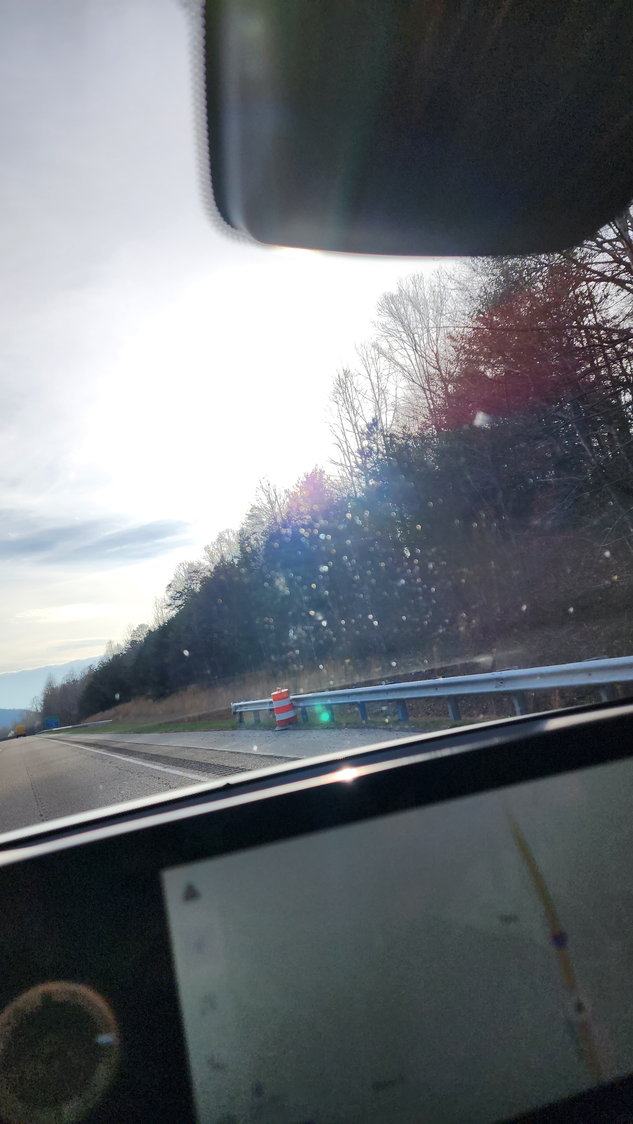 How To Deal With Car Windshield Scratches?