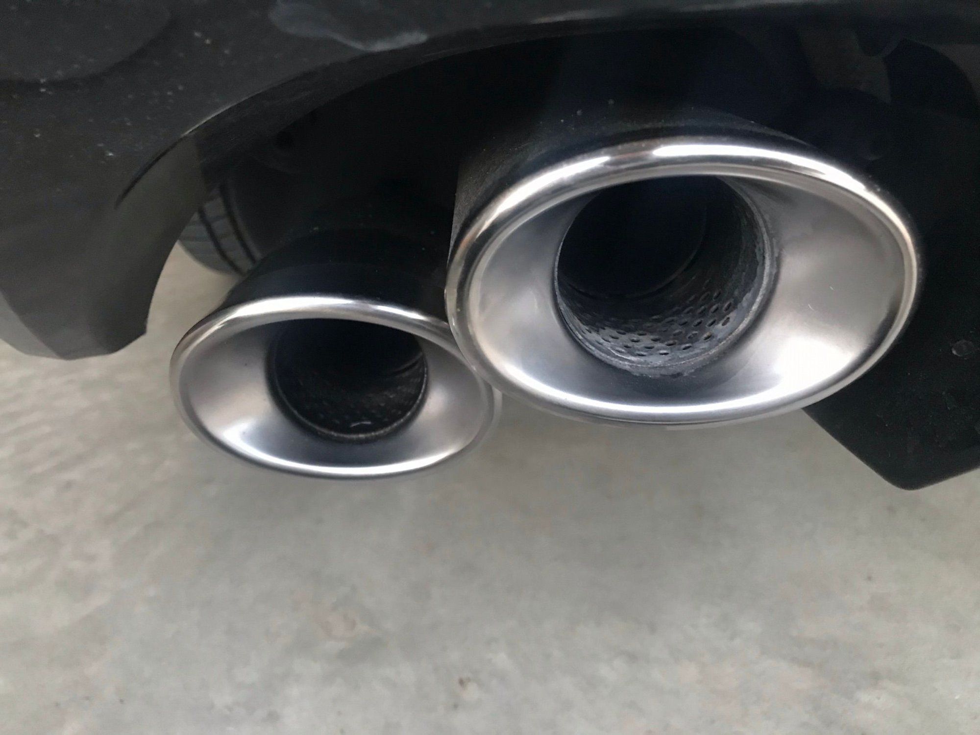 CLEANING EXHAUST TIPS  EAGLE ONE NEVER DULL METAL POLISH 