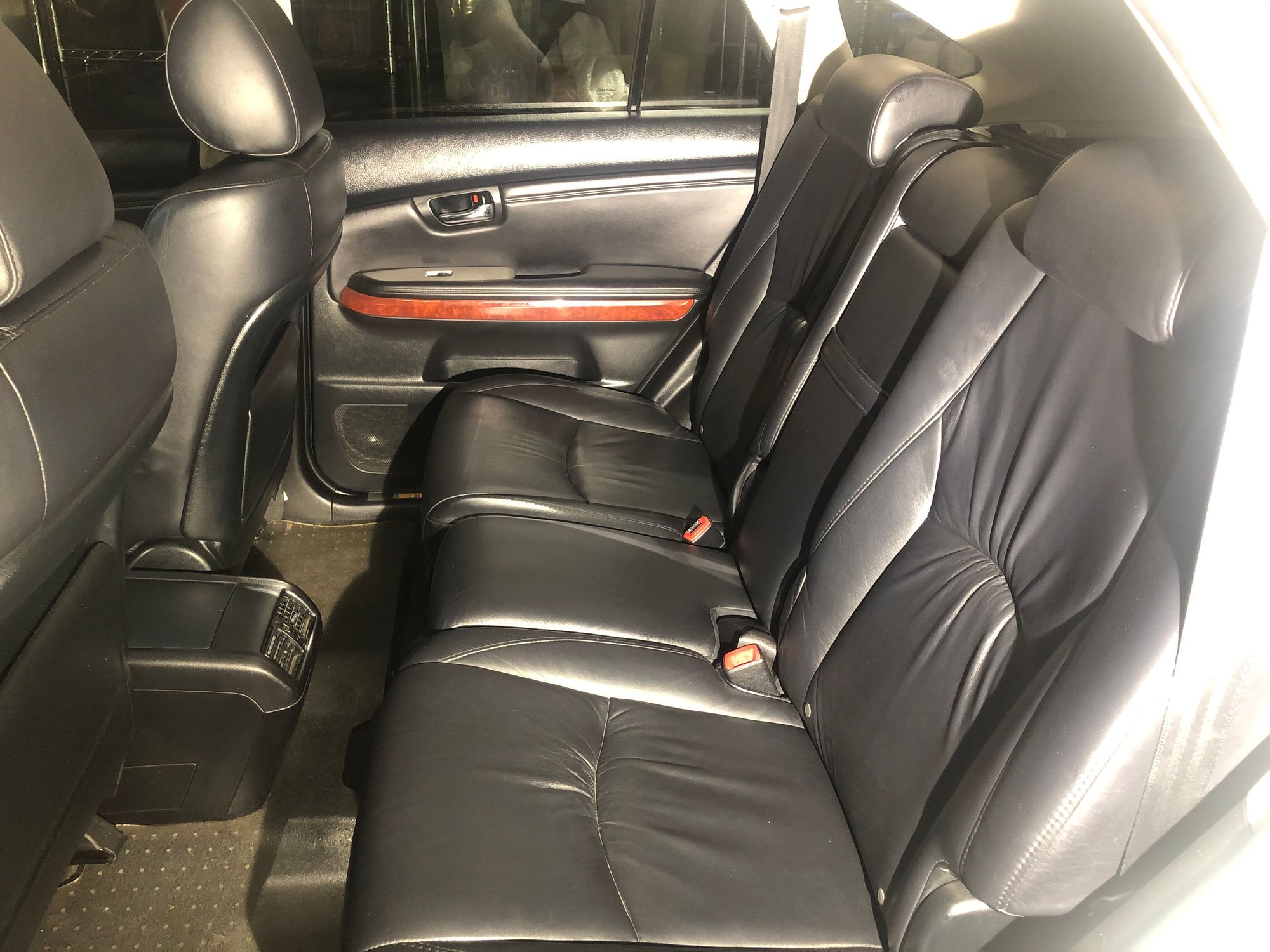 2008 Lexus RX350 - 2008 RX350 - Premium Package - Used - VIN per request - 188,000 Miles - 6 cyl - 2WD - Automatic - SUV - Silver - Arcadia, CA 91006, United States