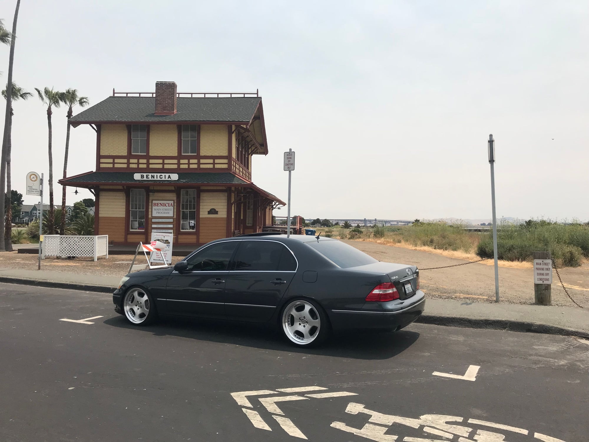 2005 Lexus LS430 - 2005 Lexus LS430 on BC coilovers - Used - VIN JTHBN36F950176929 - 179,000 Miles - 8 cyl - 2WD - Automatic - Sedan - Gray - Vallejo, CA 94591, United States