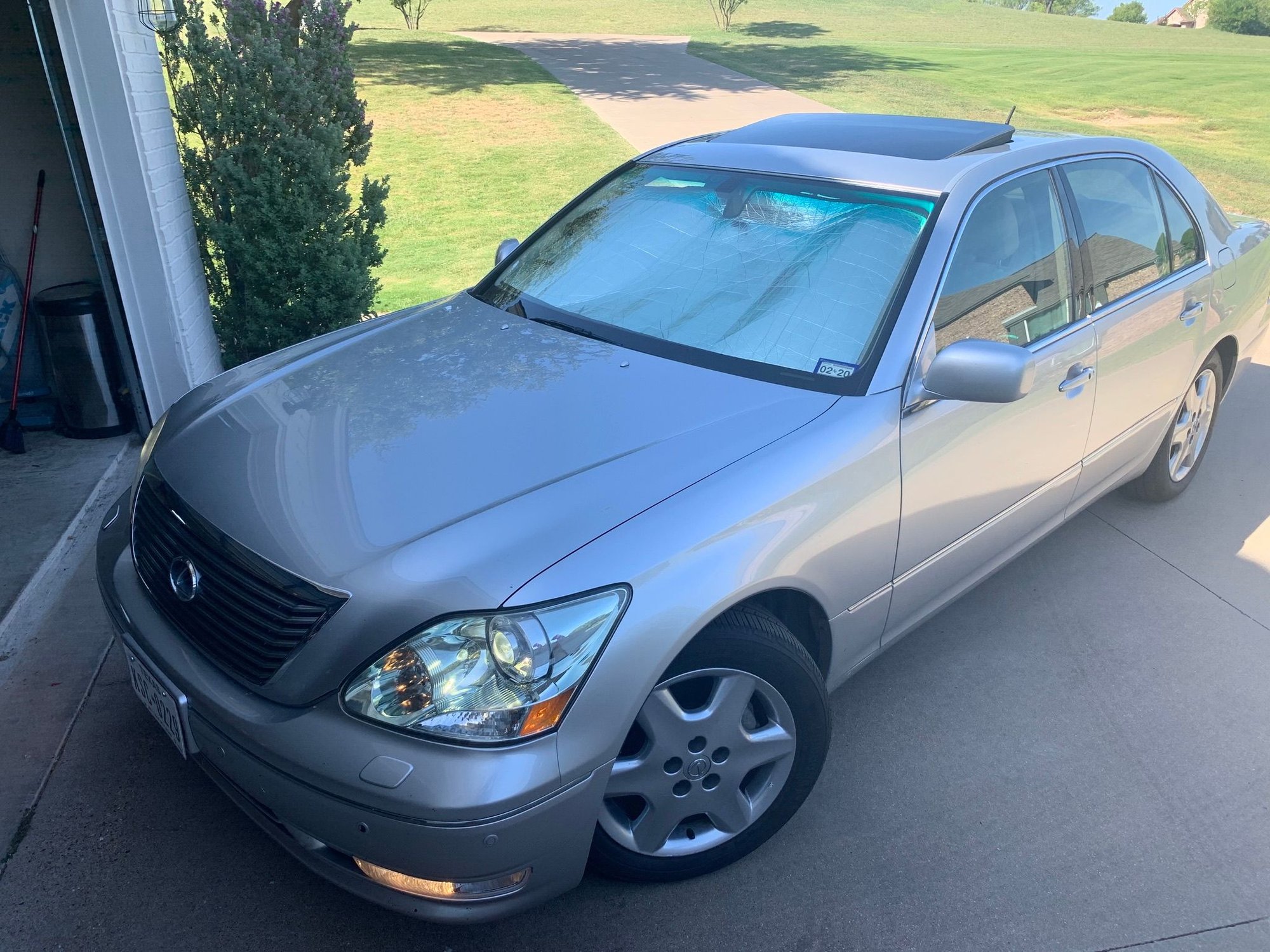 2005 Lexus LS430 - 2005 Custom Luxury LS430 - Used - VIN JTHBN36F950180432 - 108,500 Miles - 8 cyl - 2WD - Automatic - Sedan - Silver - Fort Worth, TX 76126, United States