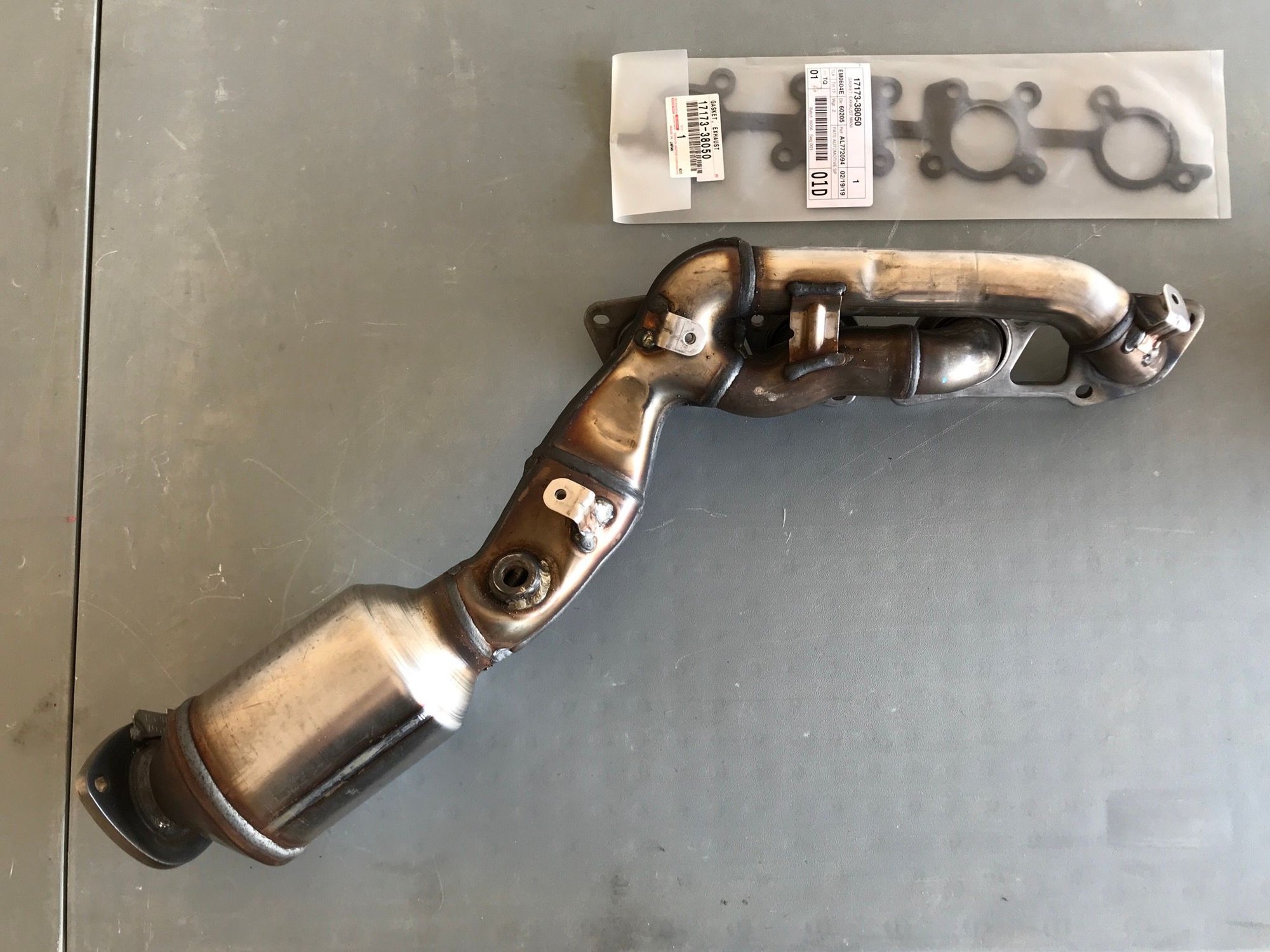 Engine - Exhaust - ISF exhaust manifold (passenger side) - New - All Years Lexus IS F - Chandler, AZ 85225, United States