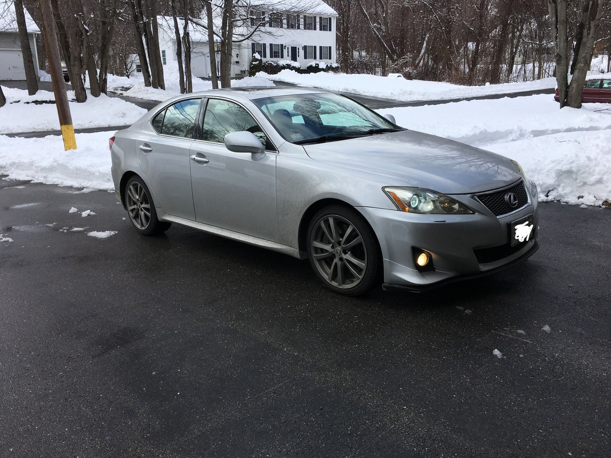 2008 Lexus IS350 - Fs 08 is350 rwd $8500 - Used - VIN JTHBE262X85020459 - 136,000 Miles - 6 cyl - 2WD - Automatic - Sedan - Silver - Leominster, MA 01453, United States