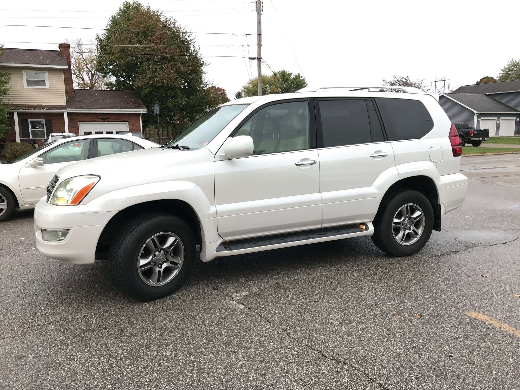 2008 Lexus GX470 - FS: '08 Lexus GX470 - 159k mi White/Tan, Tow Package, Navi & DVD - Used - VIN JTJBT20XX80161828 - 159,000 Miles - 8 cyl - AWD - Automatic - SUV - White - Vienna, WV 26105, United States