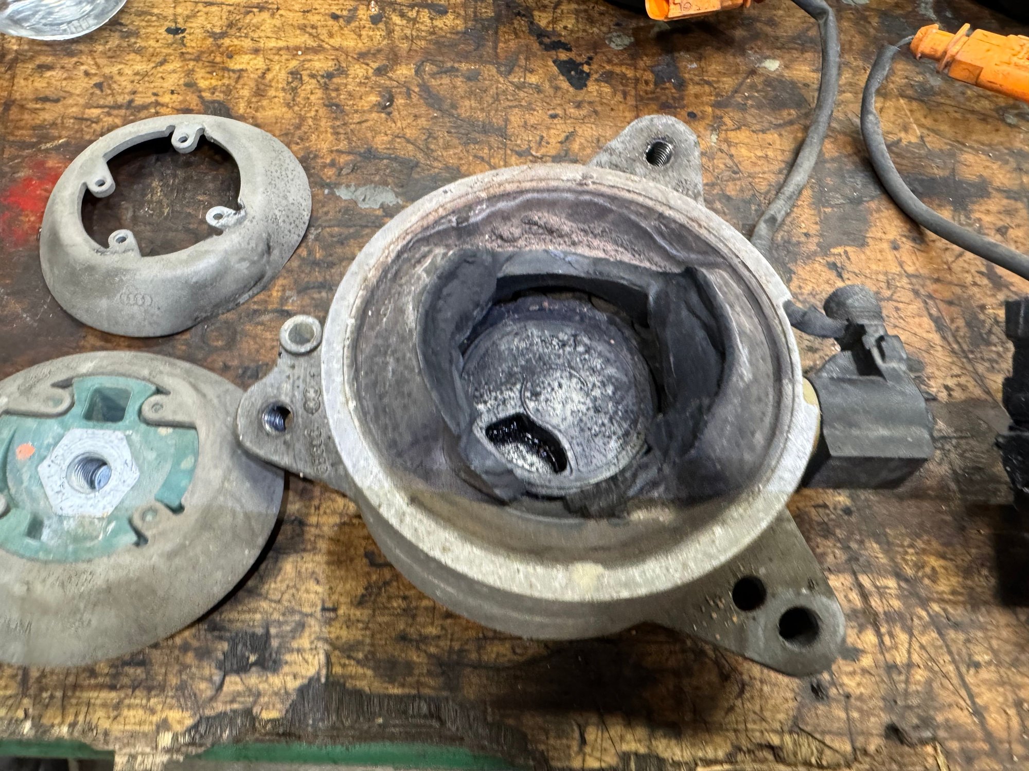 Very dead trans mount