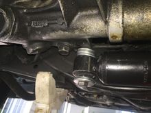 This is the other end of the damper "untightened" .
