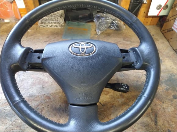 2004 Toyota Solara SE wheel