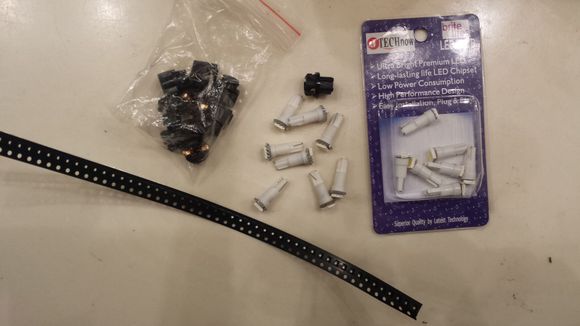 extra T5 SMD LED's and the extra LED sockets to match. Also some left over extra micro SMD LED's for making custom ultra bright needles.