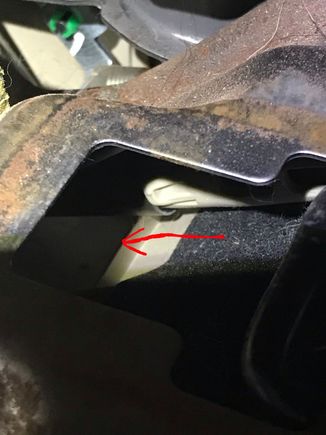 6c Headrest Guide Tab