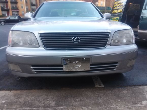 My 2000 Lexus LS400: Final result. The Signature Lexus Chrome License Plate Tag.