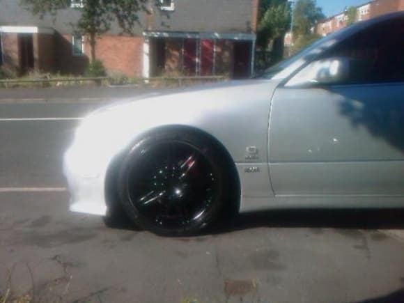 original lexus sports 18 inch alloys! nice but not wide enough!