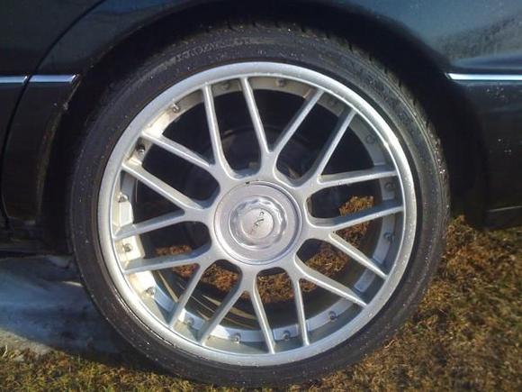 Exel 20's on Vtread kumho's