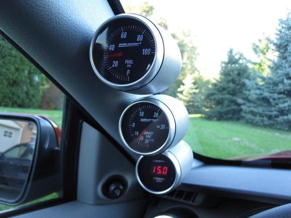 SOS Triple Pod, Auto Meter NEXUS Fuel Pressure, Vacuum/Boost and Wideband Air/Fuel Ratio Gauges