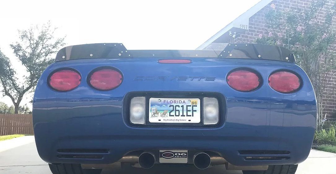 Does anyone currently make a c5 wickerbill style spoiler? - Page 2