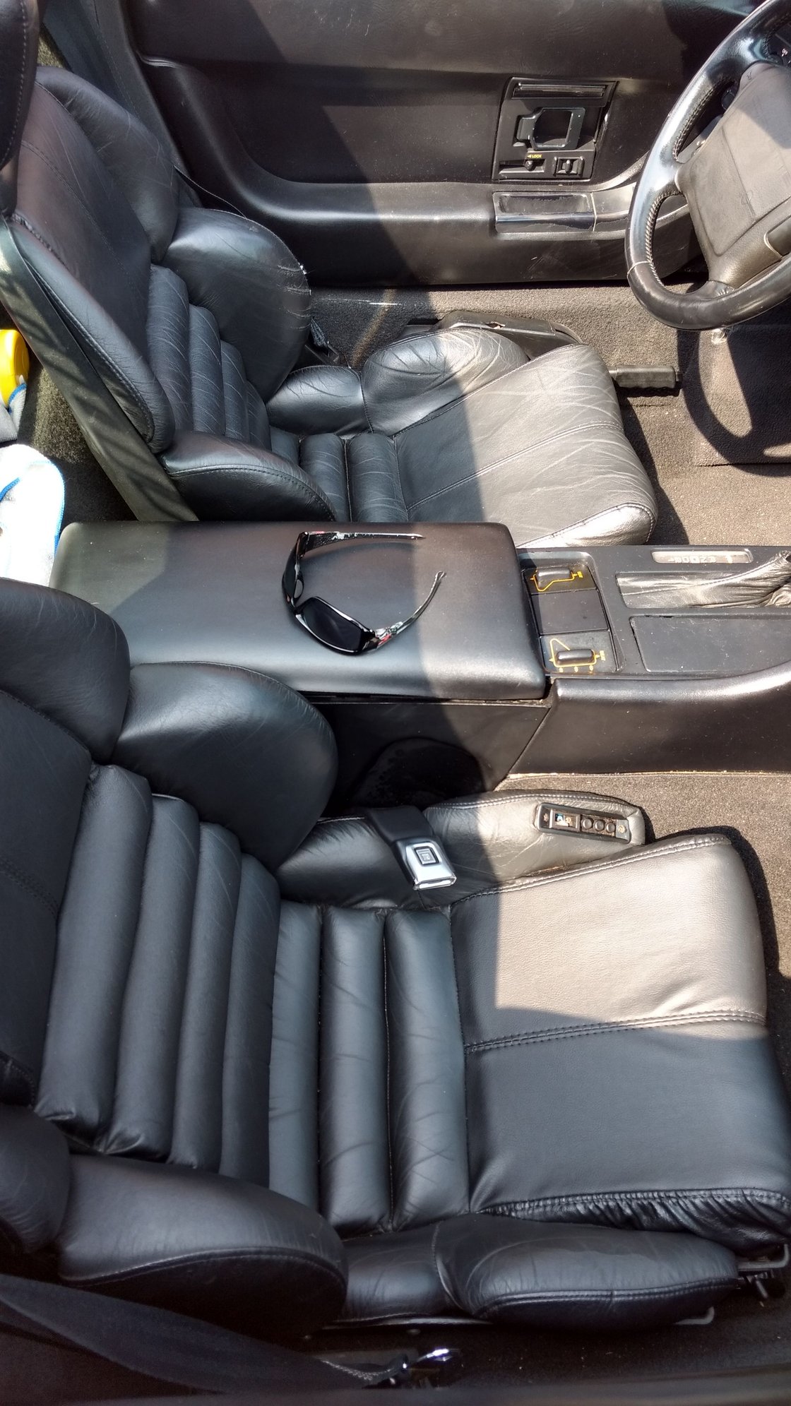 FS (For Sale) C4 Black Sport seats parts CorvetteForum Chevrolet