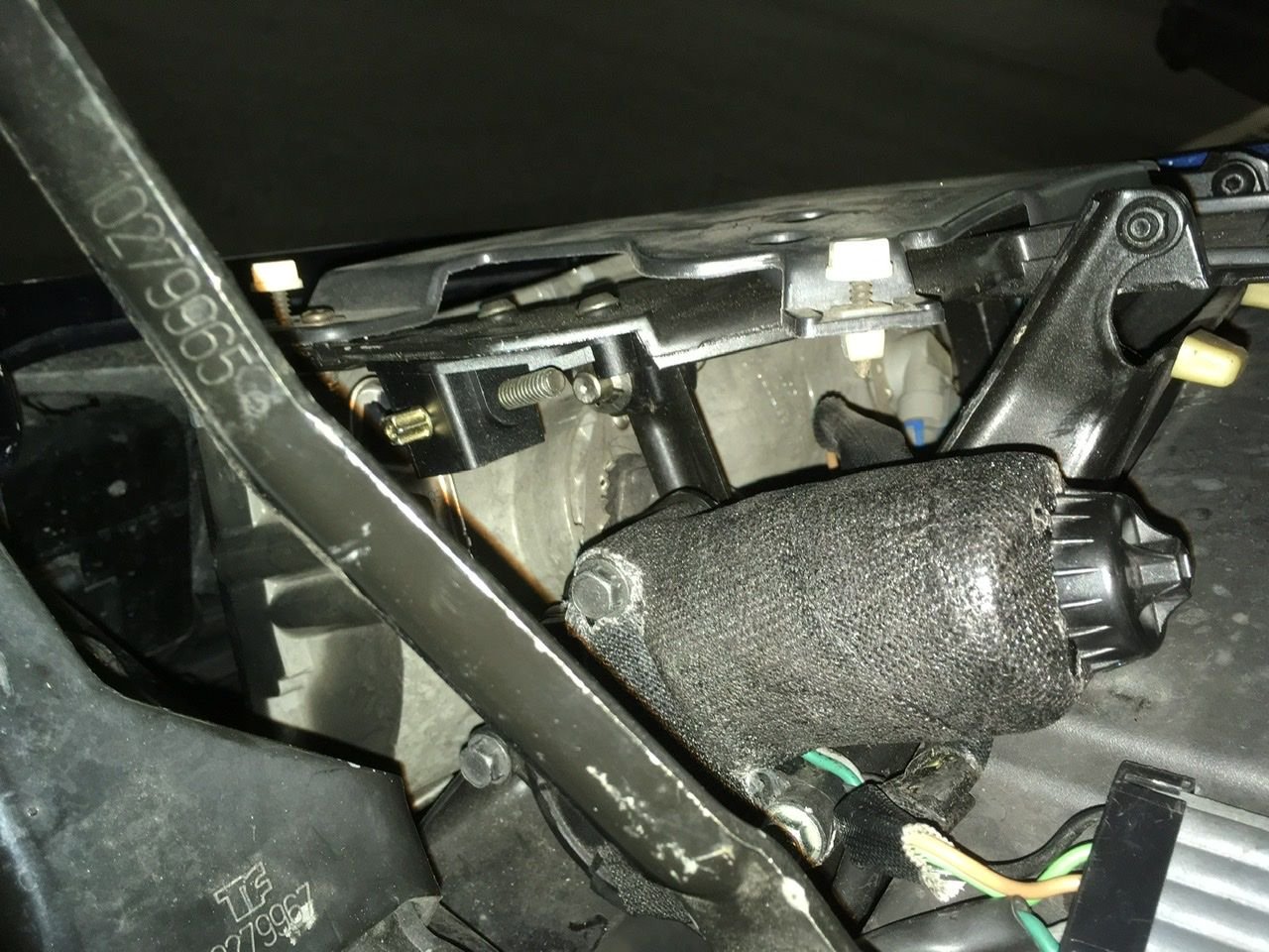 Ideas to fix the headlight motor C5 2000 16530236RH CorvetteForum