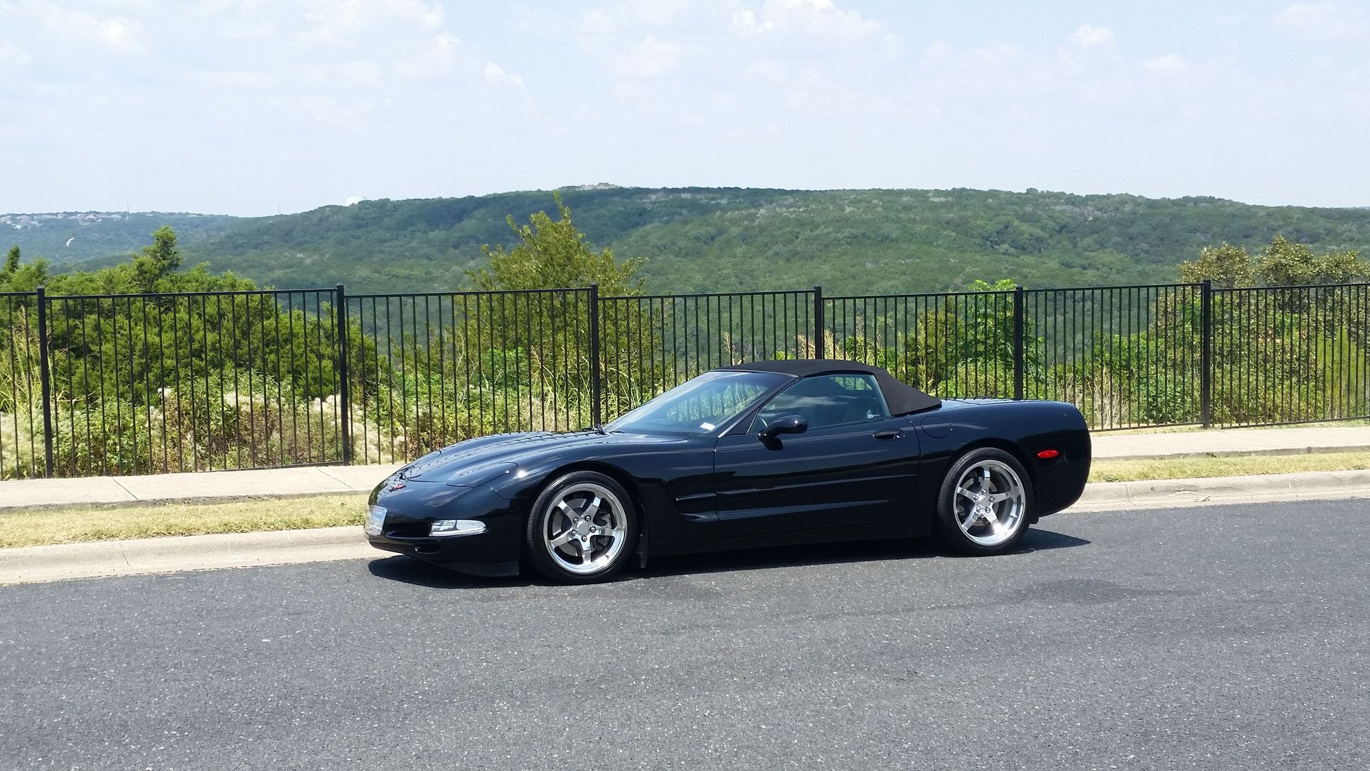 Before and after lowering on stock bolts CorvetteForum Chevrolet