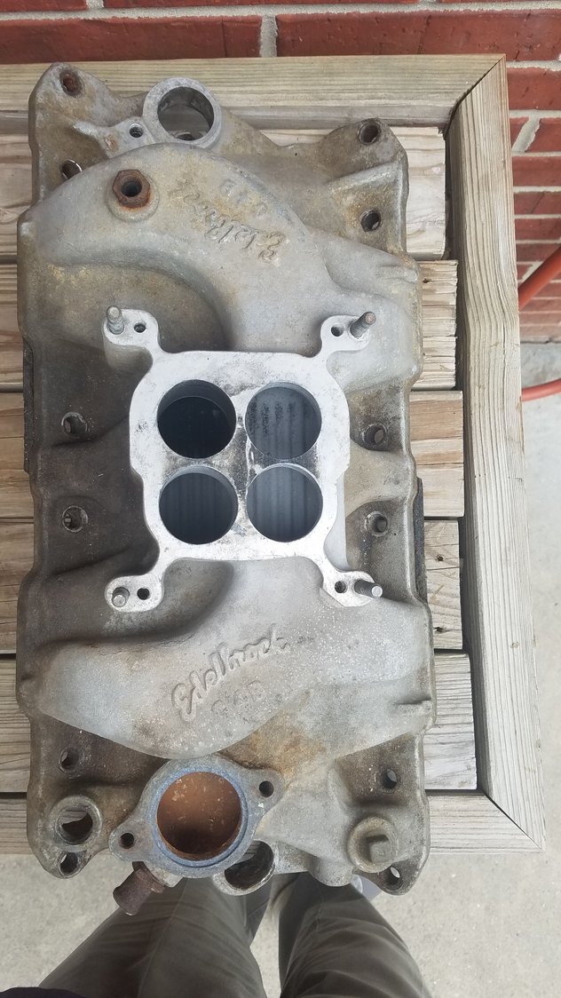 FS (For Sale) Edelbrock C4B Aluminum Intake Manifold CorvetteForum