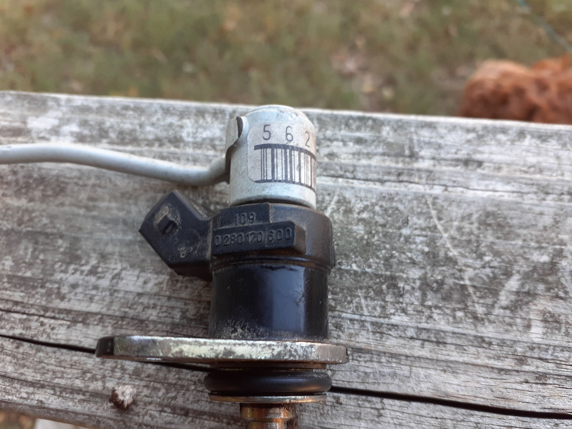 FS (For Sale) 198688 cold start injector and tubing GM 17080402