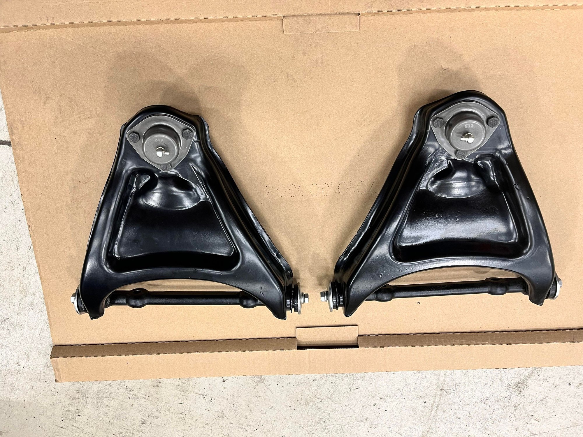 FS (For Sale) 19631982 Corvette Upper Control Arms, Restored C2, C3