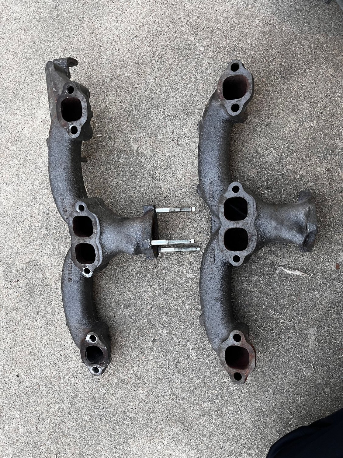 195863? exhaust manifold identification, please CorvetteForum