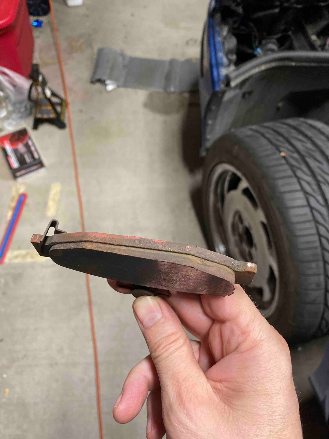 Rear brake caliper piston misaligned CorvetteForum Chevrolet