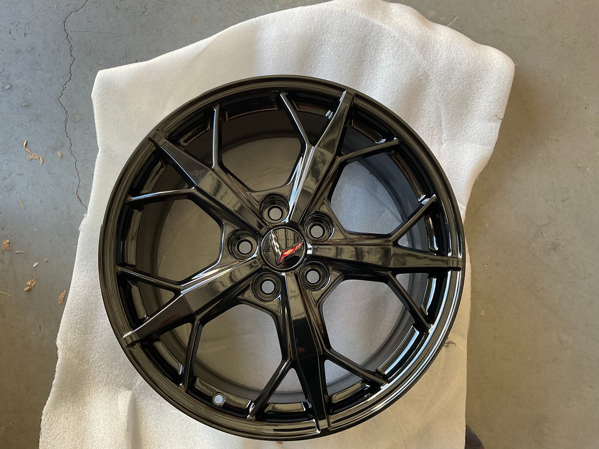 FS (For Sale) C8 Gm Trident Silver Wheels CorvetteForum Chevrolet