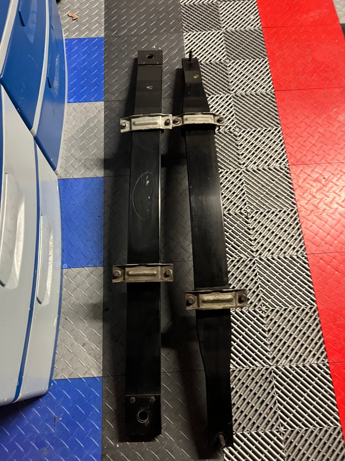 FS (For Sale) C6 z06 shocks 2001 z06 front and rear leaf springs CorvetteForum Chevrolet