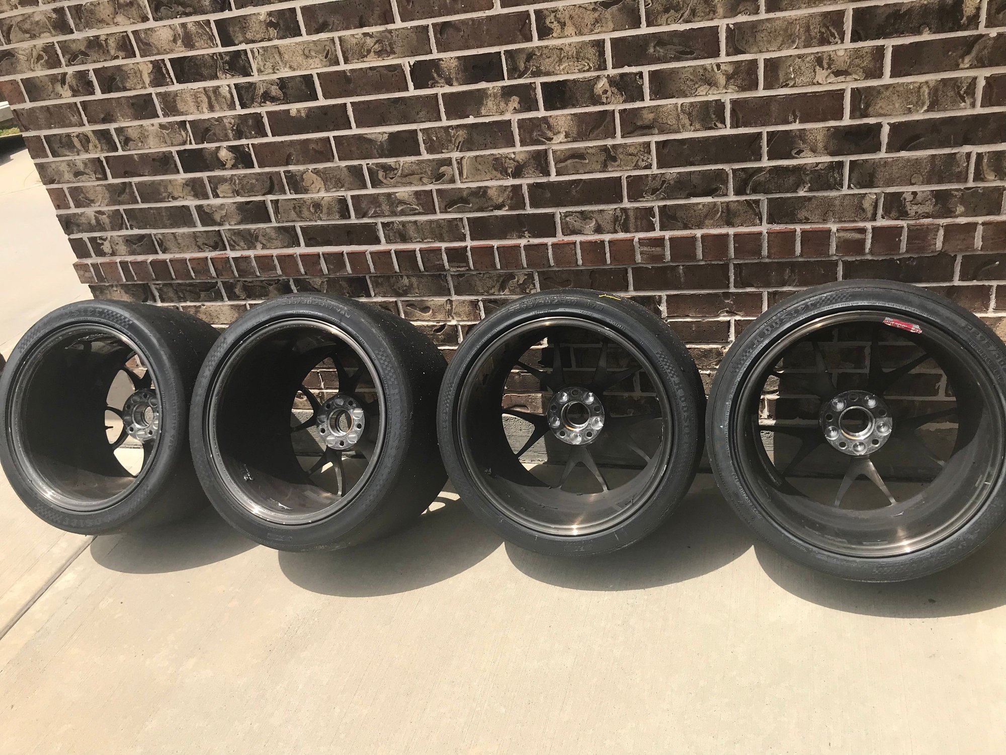 FS (For Sale) SV104 Signature wheels with Hoosier R7's and factory TPMS ...