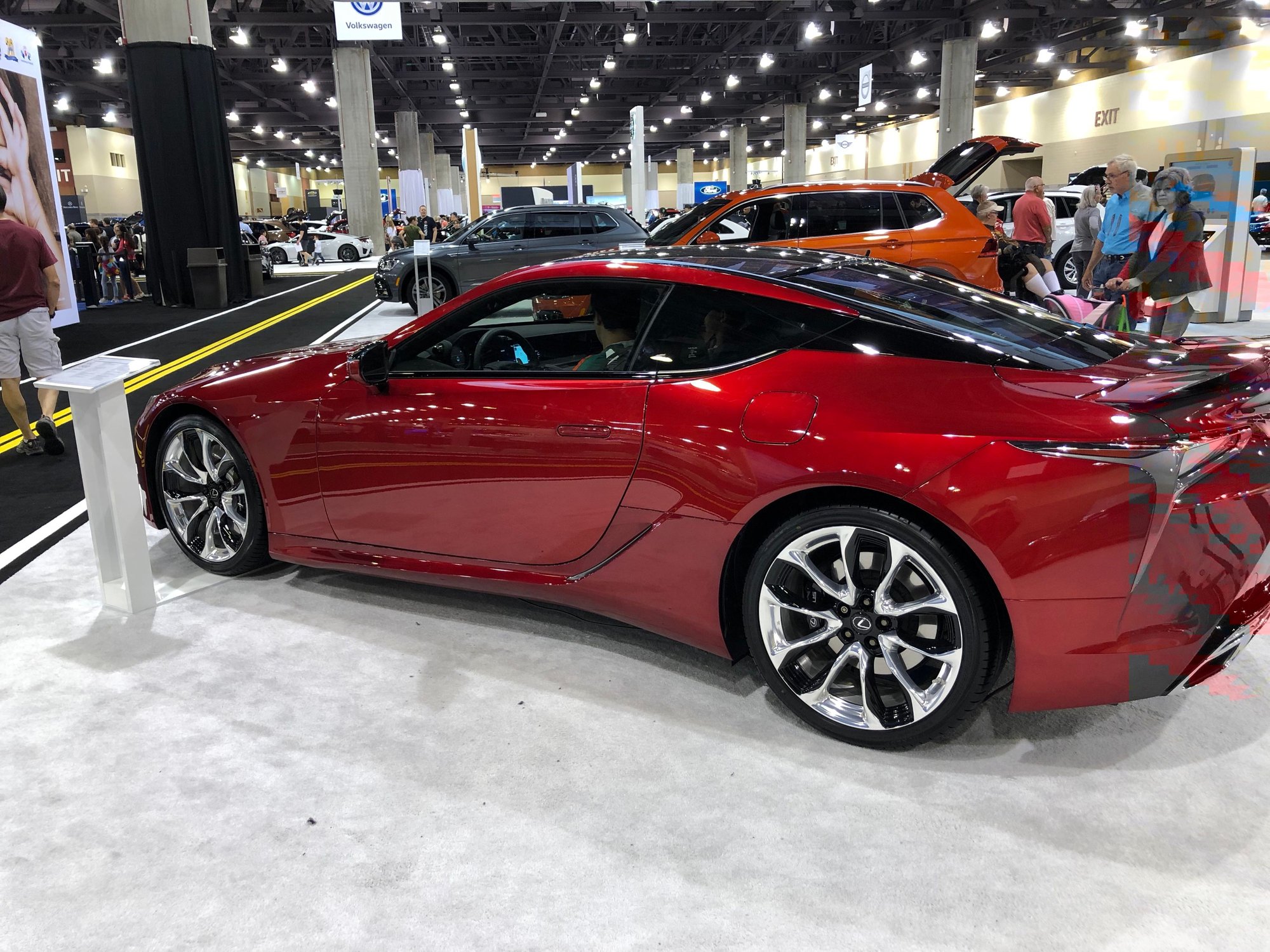 Phoenix Auto Show Sunday.... CorvetteForum Chevrolet Corvette Forum