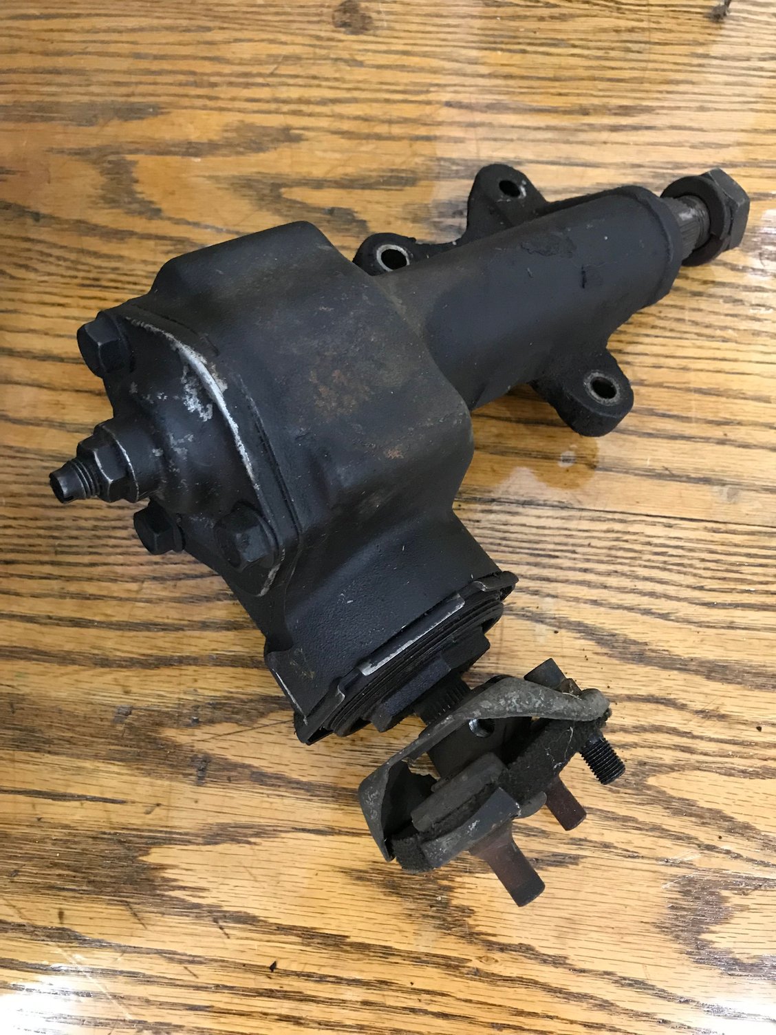 FS (For Sale) 71 Steering box 50.00 CorvetteForum Chevrolet Corvette Forum Discussion