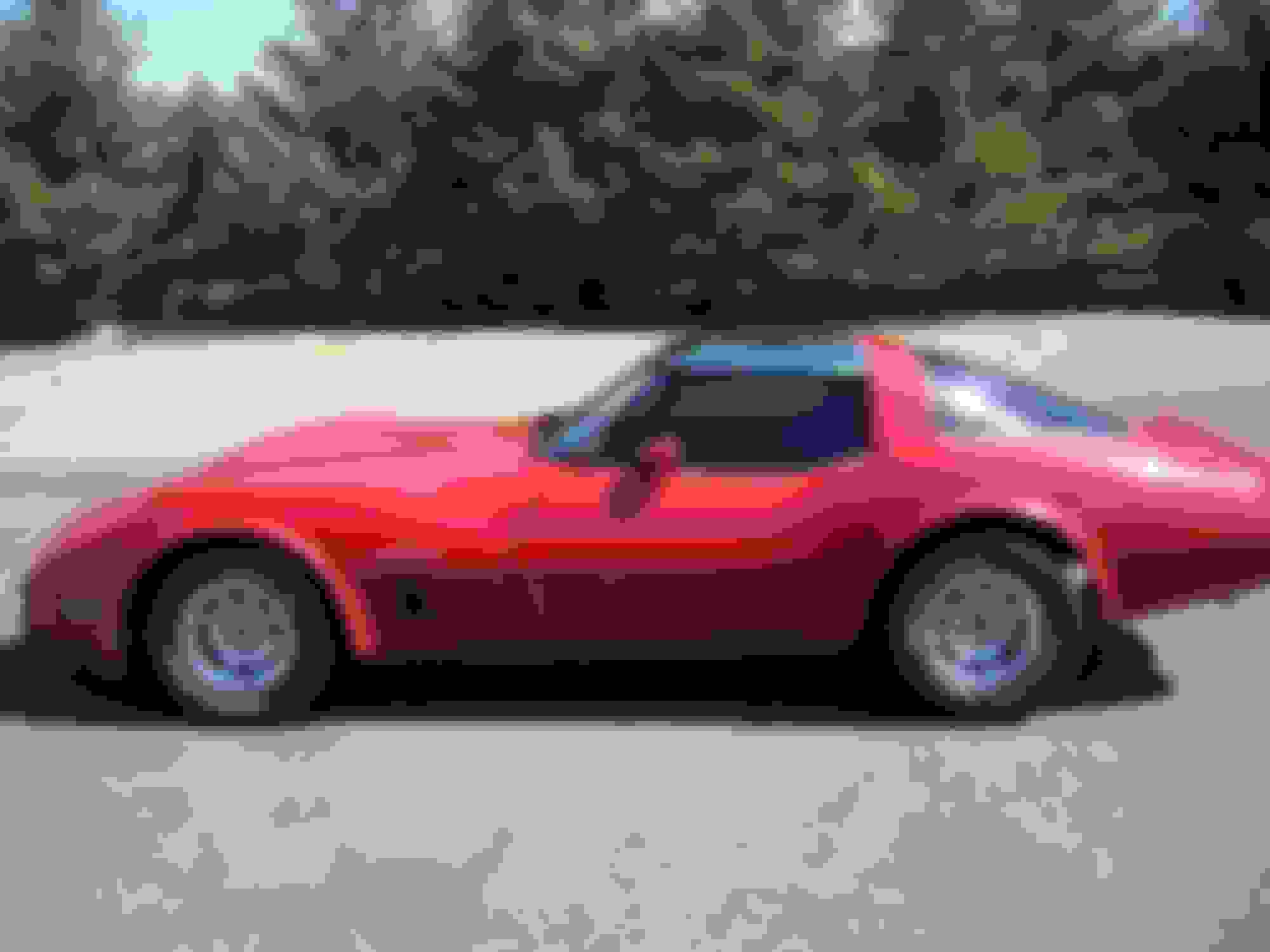 SOLD [WI] 1982 Coupe Red/Red 8,499 CorvetteForum