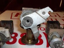 175 Has a ground bracket for something?
