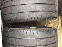Front tires - 285/30 ZR19