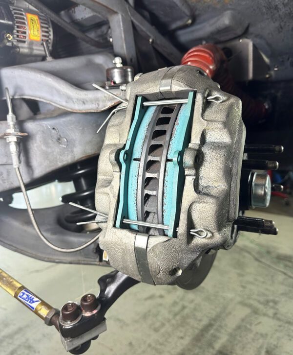 Interesting brakes! 3/4