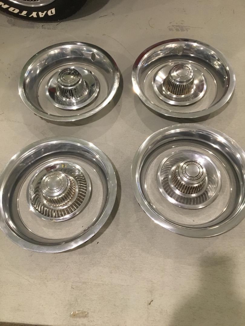 FS (For Sale) center caps and trim rings 50 CorvetteForum