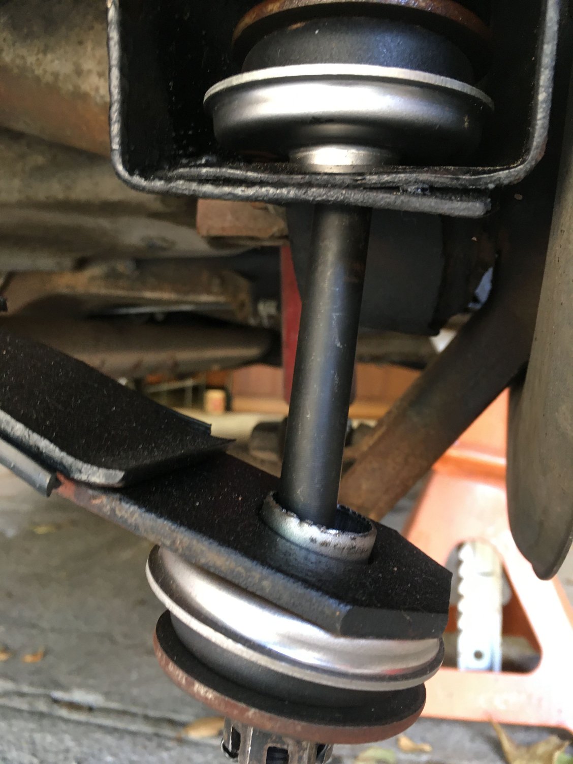 Rear spring bushings Corvette Forums Corvette Enthusiast Site