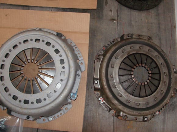 Valair 13" Pressure plate on the left.