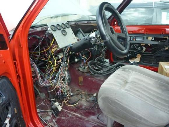 Custom dash and some colorful spaghetti.  Bon apetit!