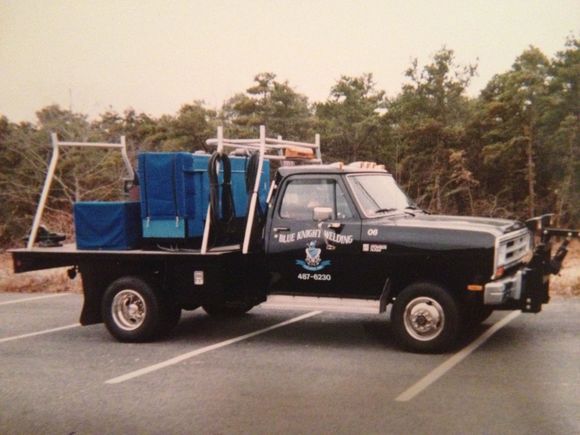 1989 First Generation 4x4 Dully, Miller Trailblazer 55G Welder and all associated gear.