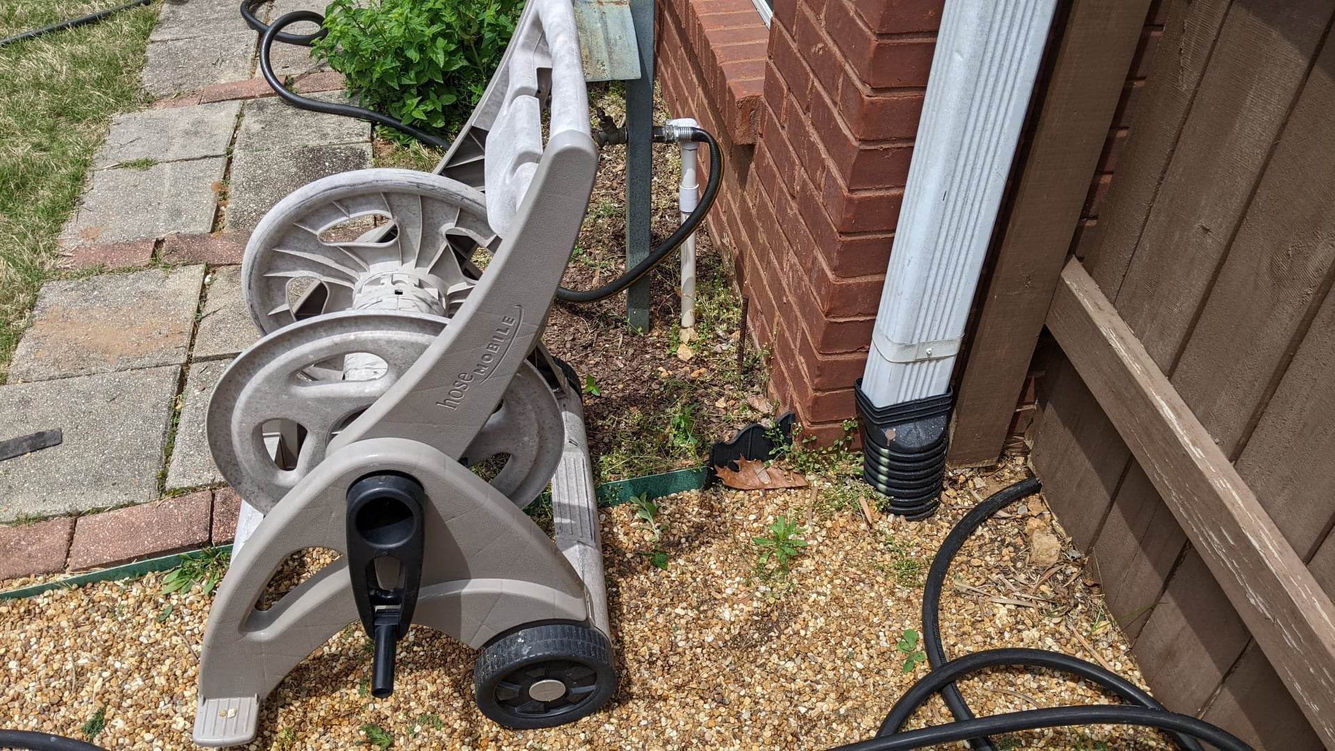 Garden Hose problemscan't detach from stand for one thing