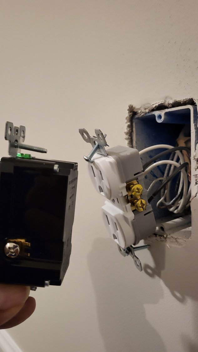 Number of Wire Mismatch for New USB Outlet Community