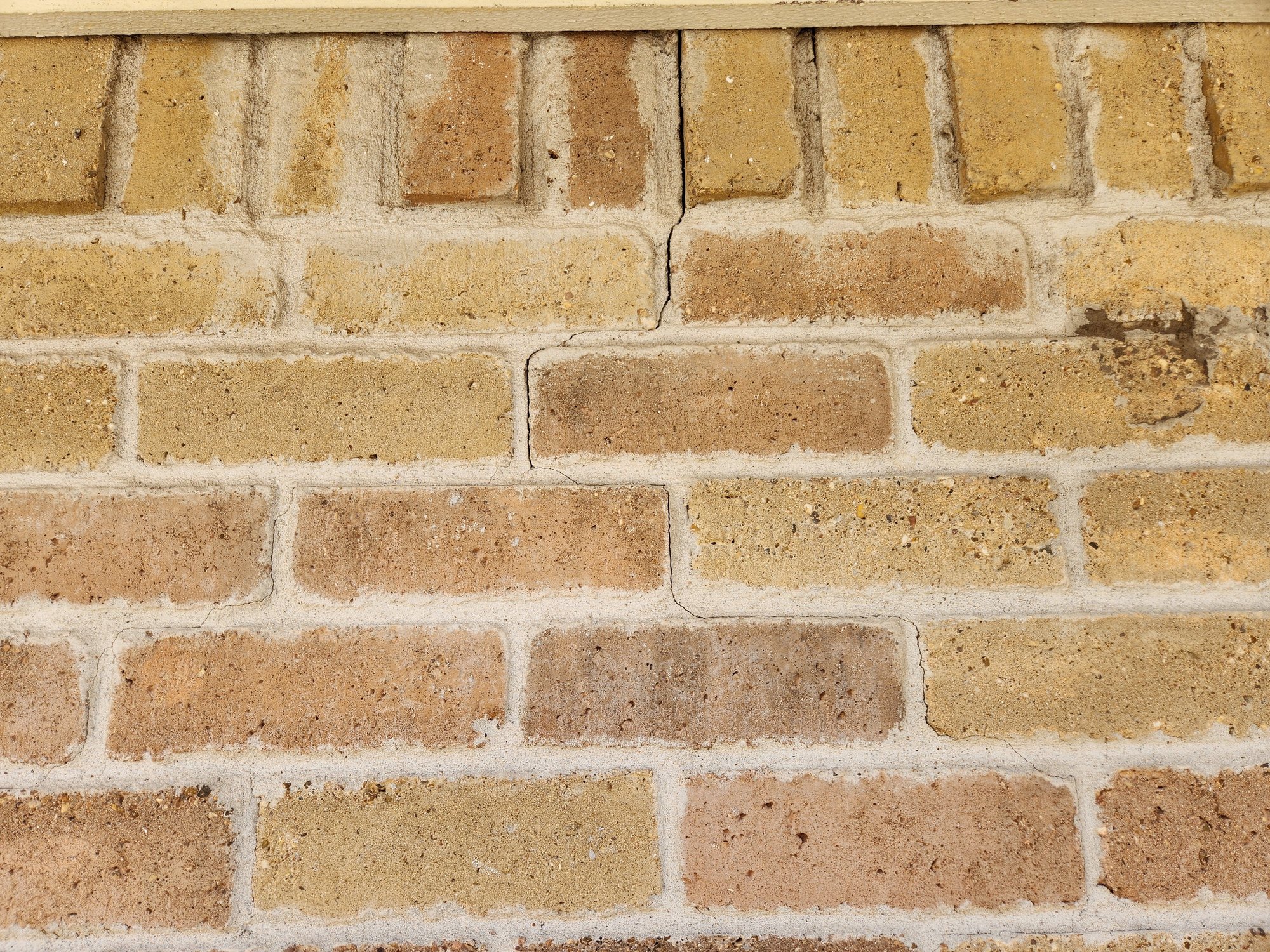 Cracks in mortar on brick wall Community Forums