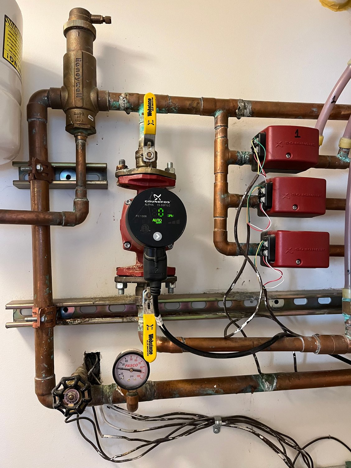 Leaking copper pipes needs flux or will epoxy putty or wrap and seal tape do? DoItYourself