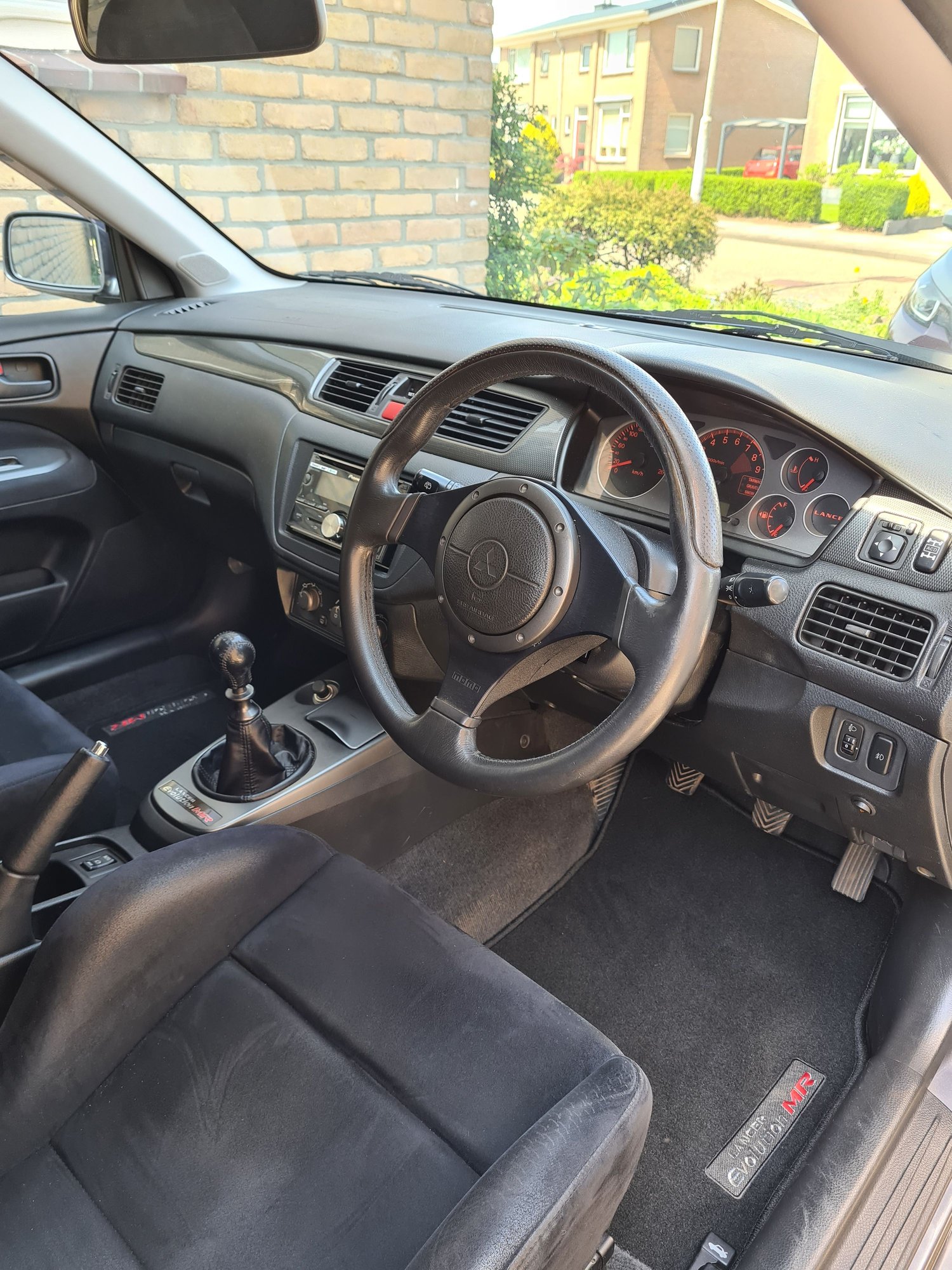 2004 Mitsubishi Lancer Evolution - For sale | JDM Mitsubishi Lancer Evolution VIII MR - Used - VIN CT9A-0300279 - 174,300 Miles - 4 cyl - 4WD - Manual - Sedan - Gray - Drogeham, Netherlands