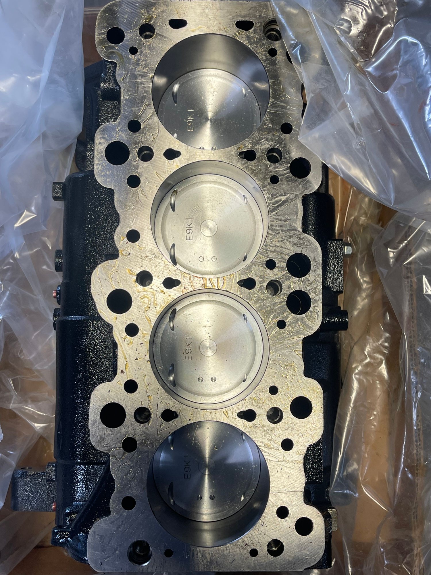 Engine - Power Adders - Evo 9 brand new oem short block - New - 2006 Mitsubishi Lancer Evolution - Las Vegas, NV 89109, United States