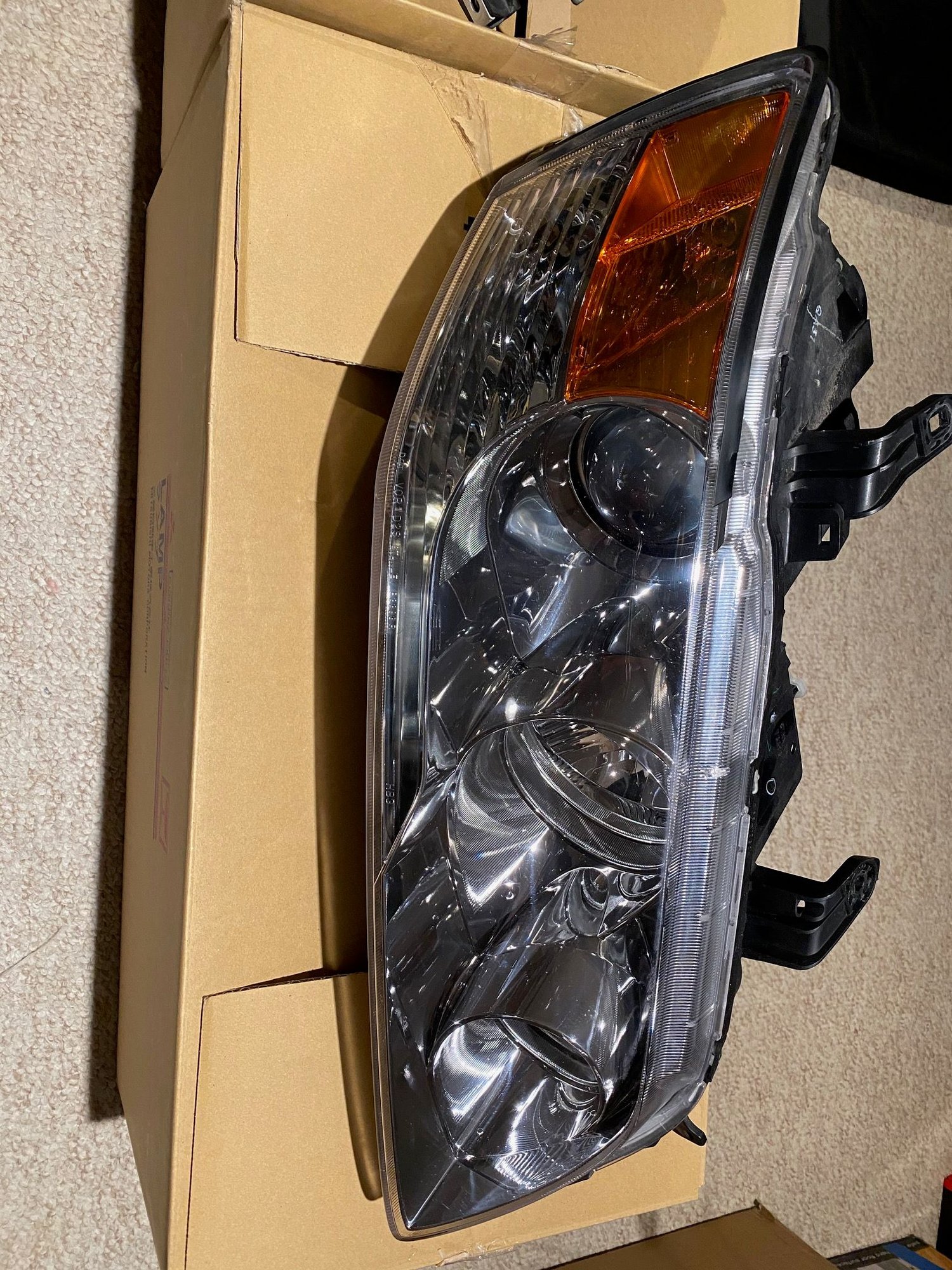 Exterior Body Parts - Stock Evo 8 Hid Headlights - Used - 2003 to 2006 Mitsubishi Lancer Evolution - Patchogue, NY 11772, United States
