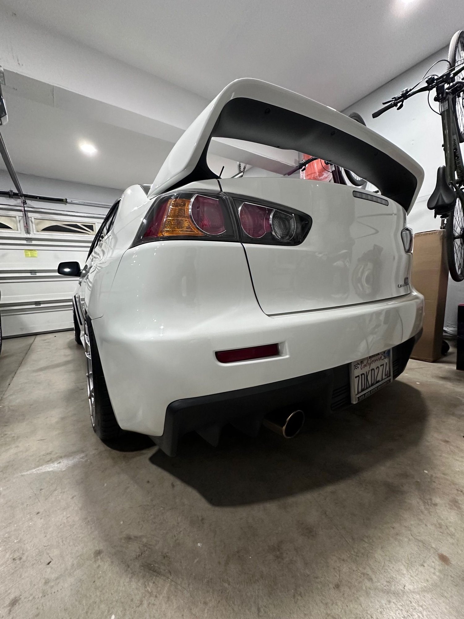 2014 Mitsubishi Lancer Evolution - 2014 Mitsubishi Lancer Evolution GSR - Used - VIN JA32W8FV1EU006770 - 49,700 Miles - 4 cyl - AWD - Manual - Sedan - White - San Jose, CA 95133, United States